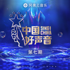 美女把衣服脱干净,让男人吃她的奶头
