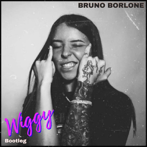 美女把衣服脱干净,让男人吃她的奶头
