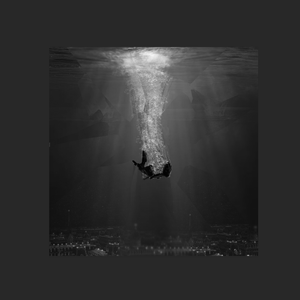 美女把衣服脱干净,让男人吃她的奶头
