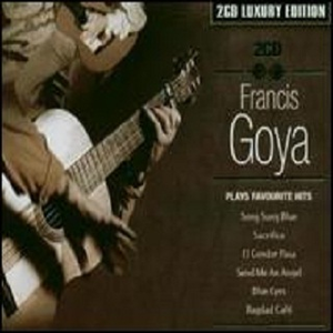 美女把衣服脱干净,让男人吃她的奶头
